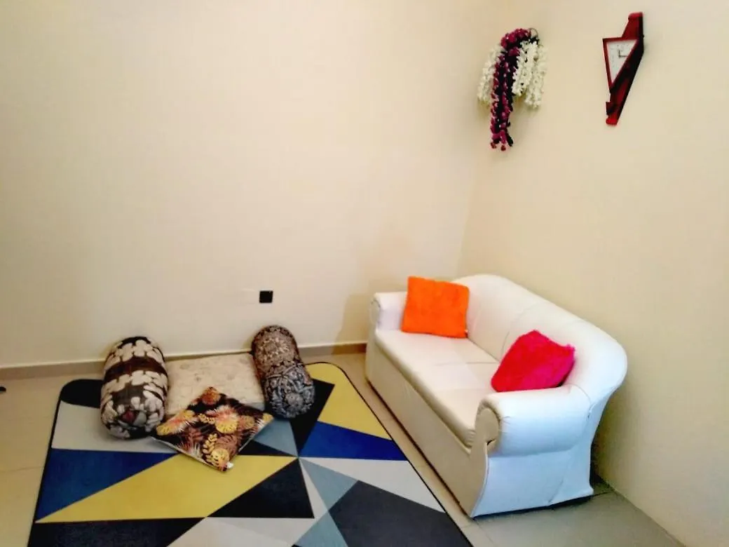 Bed & Breakfast Good Luck Homes Shared Apartments Dubai